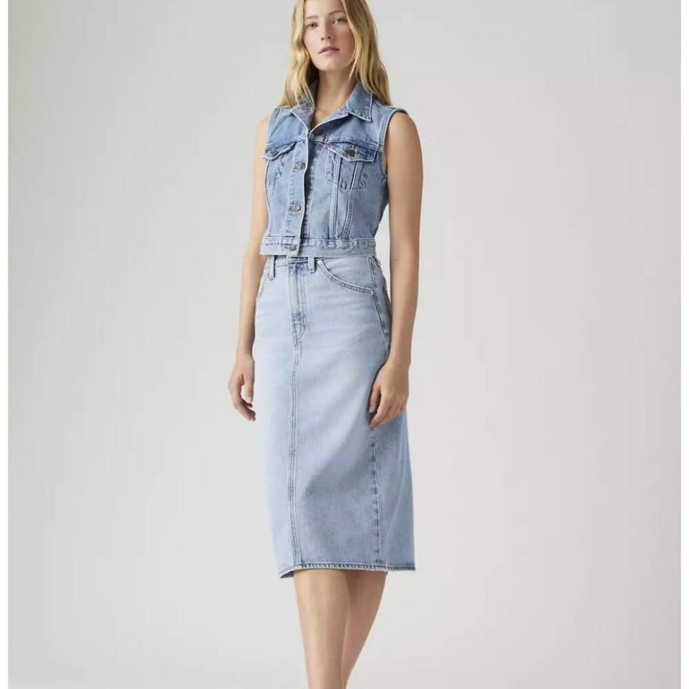 New Levi's 27 Premium High Rise Slit Denim Skirt Riveting Clean Hem Light Wash
